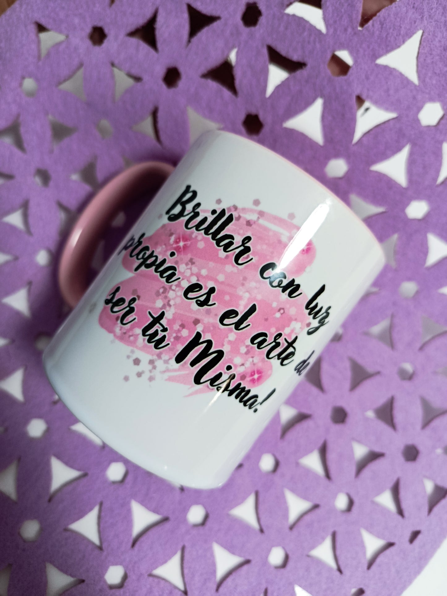 Taza Brillar con Luz Propia