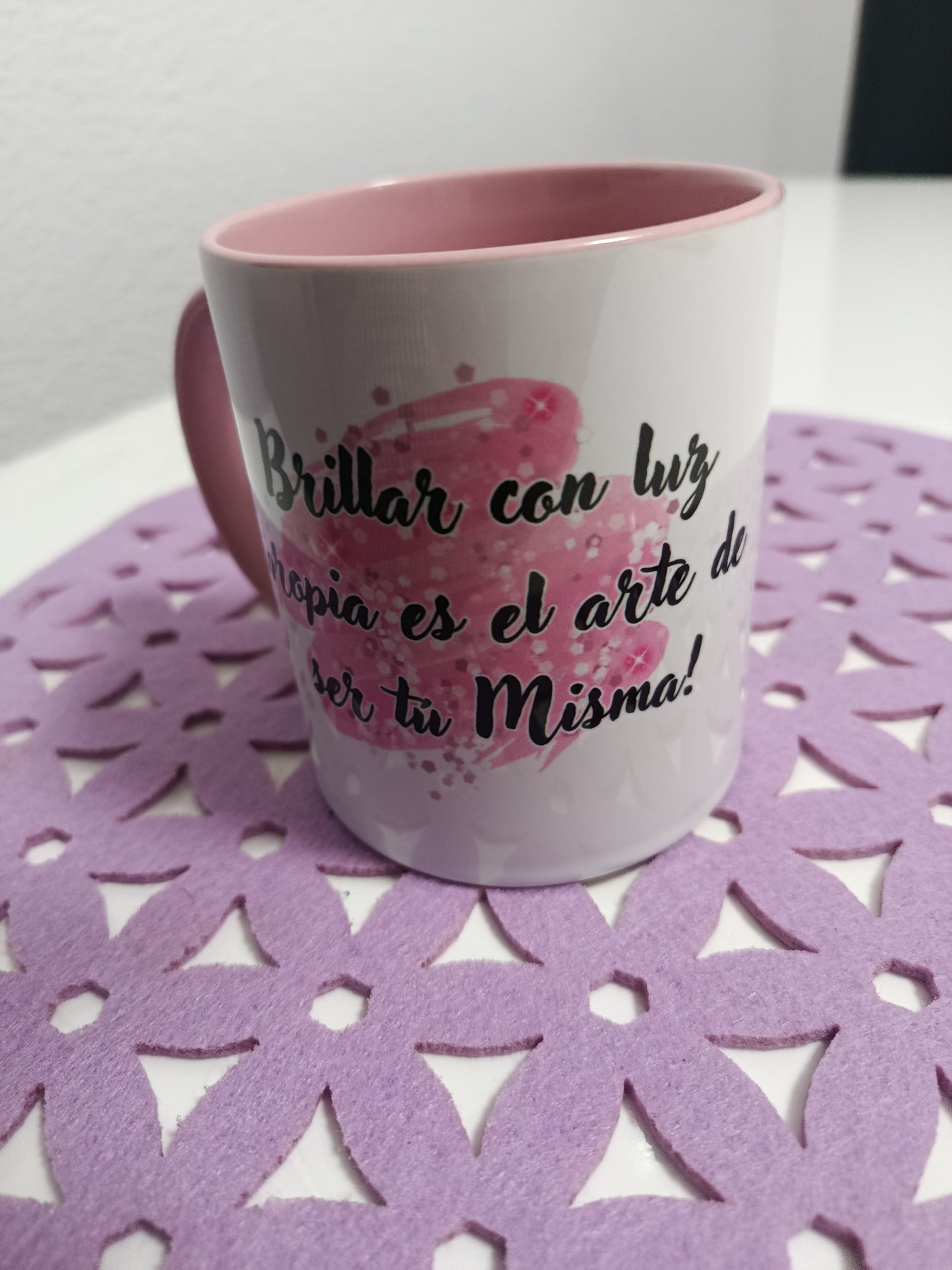 Taza Brillar con Luz Propia